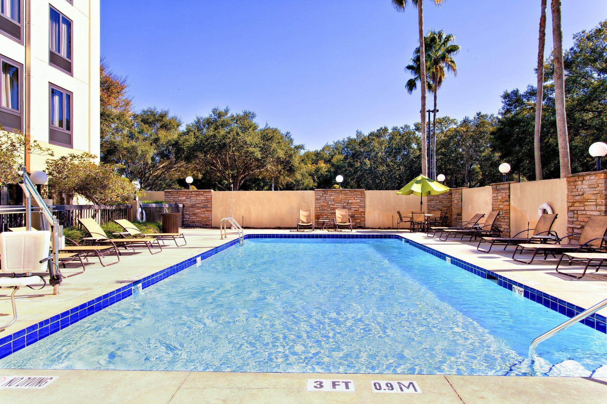 Holiday Inn Express Tampa-Brandon By Ihg Экстерьер фото
