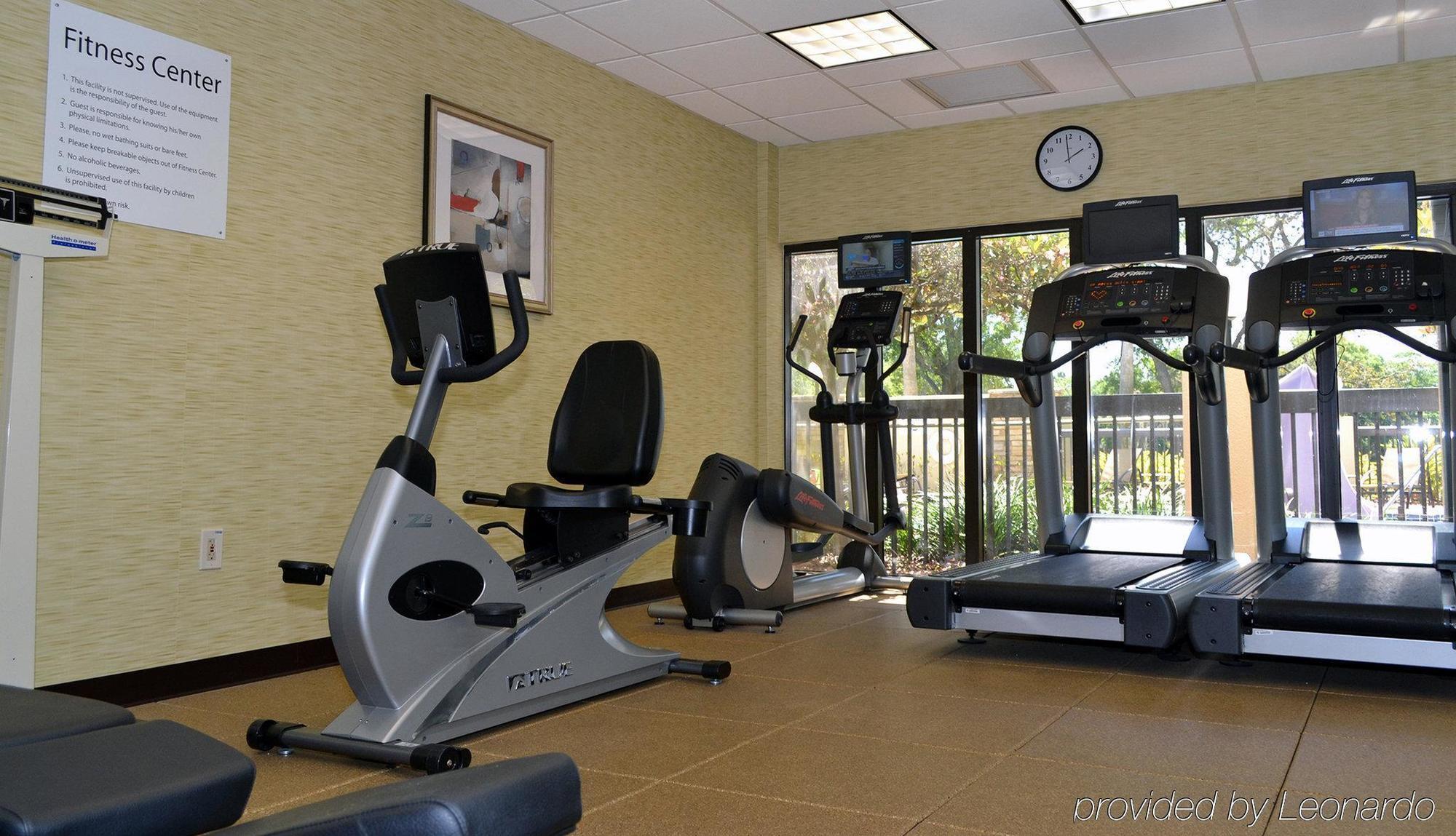 Holiday Inn Express Tampa-Brandon By Ihg Экстерьер фото